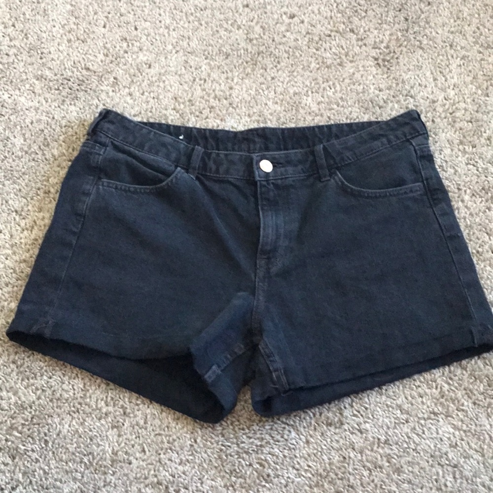 BLACK DISTRESSED jean shorts in NEW condition.